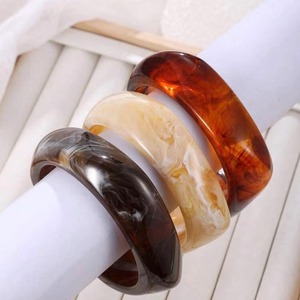 Handmade Fashion Jewellery of Resin <b>Bangles</b> and Bracelets in Luxury Design From <b>Indian</b> Manufacturer at Wholesale Price - Product Image 1