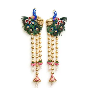 Décoration murale paon avec perles dorées et pompons, fleur en plastique écologique moderne, faite à la main, multifonctionnelle, pour décoration de mariage en extérieur - Product Image 1