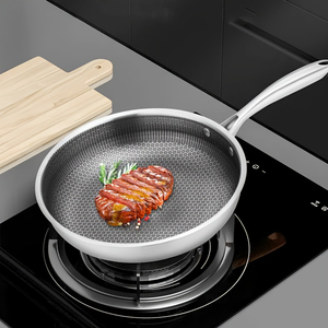 Poêle à frire élégante en acier inoxydable avec technologie antiadhésive professionnelle, grande capacité de cuisson, poignées rivetées durables - Product Image 3