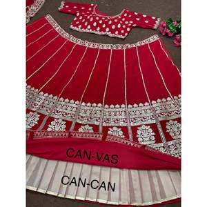 Conjunto de Lehenga Choli y Dupatta de Diseño para Fiestas, Hecho de Poliéster - Product Image 4