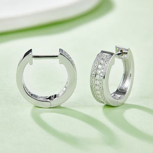 Boucles d'oreilles créoles en argent sterling 925 plaqué or, entièrement pavées de moissanite ronde brillante, micro-incrustées, bijoux pour femme - Product Image 3