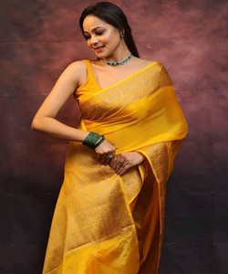 SAREE DE SEDA BANARASI LICHI CON TRABAJO DE JACQUARD EN TENDENCIA, CON BLUSA SIN COSTURAR, PARA USO FESTIVO 84839 AMARILLO - Product Image 4