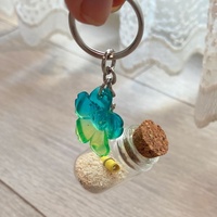 Porte-clés en sable naturel en bouteille avec motif animalier imprimé UV, breloque fleur durable, idées de cadeaux adorables pour invités de mariage