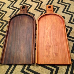 Plateau de service rectangulaire en bois naturel, design minimaliste, plateau en bois massif poli pour la maison, l'hôtel, les fêtes par Curio Craft - Product Image 4