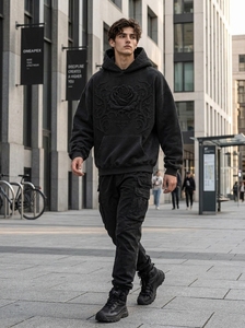 เสื้อสเวตเชิ้ตโอเวอร์ไซส์สีดำลายกุหลาบปัก OneApex สำหรับผู้ชาย สไตล์สตรีทแวร์ ผ้าคอตตอนหนานุ่ม สวมใส่สบาย มีฮู้ด - Product Image 6