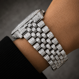 Reloj de pulsera plateado de lujo para hombre, estilo Hip Hop, con esfera negra, índices de barra, brazalete Jubilee, fecha y diamantes de moissanita VVS totalmente engastados. - Product Image 4