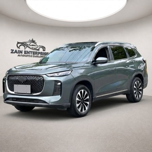 Voitures SUV à essence Chery Tiggo 8 PLUS 2023, 17736 km parcourus, 1.6T 197 ch 7DCT FWD, vente en gros de voitures d'occasion auprès d'un fournisseur chinois - Product Image 1