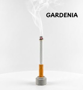 Bâtons d'encens en forme de cigarette Gardenia | Bâtonnets d'encens à la gardénia en gros | Bâtons d'encens au parfum de gardénia, design cigarette - Product Image 1