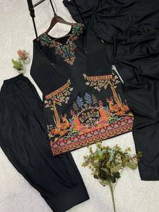 Conjunto de Kurta y Pantalón Negro Bordado para Mujer con Dupatta, Diseño Floral con Hilo, Traje Salwar Kameez, Traje Étnico Indio Pakistaní - Product Image 5
