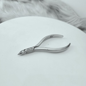 Set de Pedicura con Cortaúñas, Tijeras y Herramientas de Cuidado, Estuche Portátil - Product Image 6