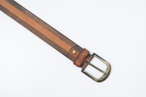 Cinturones de Vestir de Cuero Genuino con Logotipo Personalizado Premium, Diseños de Fábrica OEM, Venta al Por Mayor, Acabado Texturizado Formal, Hebilla de Pin - Product Image 3