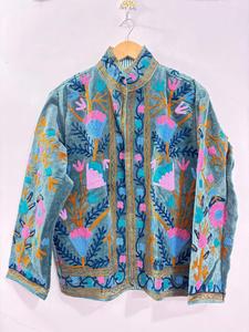 เสื้อแจ็คเก็ตสั้นทรงเข้ารูปสำหรับผู้หญิง งานปักมือแบบซูซานี ลายพิมพ์จาไปร์บล็อกพริ้นท์ ผ้ากำมะหยี่บุใยกำมะหยี่ สำหรับฤดูหนาว สินค้าส่งออกใหม่ - Product Image 5