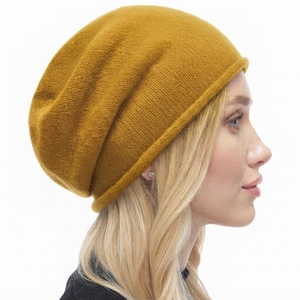 Bonnet en tricot douillet pour femme, style décontracté, idéal pour l'hiver, doux et confortable, parfait pour les activités de plein air - Product Image 4