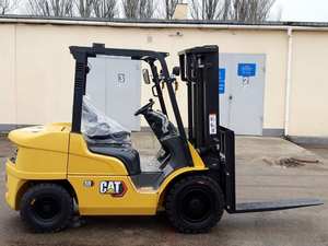 Chariot élévateur CAT/ TCM / TOYOTA FD50 FD30 - Product Image 5