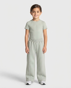 Conjunto Deportivo para Niños, Sudadera con Capucha Extra Grande y Pantalones Deportivos Color Pistacho con Líneas en Contraste, en Algodón Suave, Fabricante OEM - Product Image 6