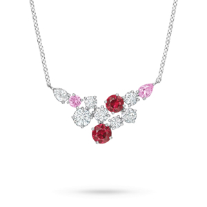 Collar con colgante de flor romántica con rubí y piedras rosas en plata 925 con baño de rodio y cadena tipo caja para mujer - Product Image 2