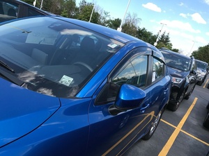 Viseras para Ventanas de Auto HIC, Material PMMA, 100% Compatibles con Toyota Yaris 4 Puertas (EE. UU.), Mazda 2, Scion IA, 2016 en Adelante - Product Image 4