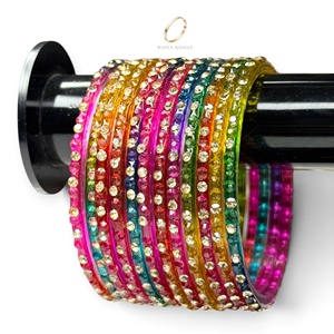 Bracelets multicolores tendance en perles de verre arc-en-ciel du Cachemire pour femmes, pour les mariages et les occasions festives, à prix de gros - Product Image 1