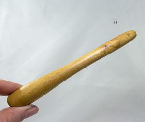 Bâton de massage thaïlandais en bois, bâton de réflexologie, outil traditionnel pour les mains, la tête, le visage et le corps, de f s international - Product Image 4