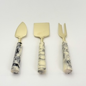 Wholesale Resin Handle Stainless Steel <b>Cheese</b> Butter Spreader <b>Cheese</b> Slicer Classic Stainless Steel Luxuries White Resin Handle - Product Image 3