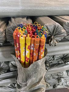 Manche à balai en bois simple et durable, best-seller, avec revêtement PVC floral, pour outil de nettoyage, longueur 120 cm, rétrécissable. - Product Image 4