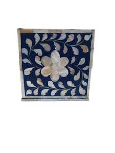 Boîte à mouchoirs PearlMuse en nacre, motif personnalisé élégant, support en mosaïque de coquillages pour intérieurs de luxe - Product Image 2
