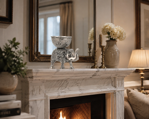 Figura Decorativa de Elefante Hecha a Mano en Plata Alemana con Grabado Floral Ornamentado para Decoración del Hogar, Regalo y Colección - Product Image 3