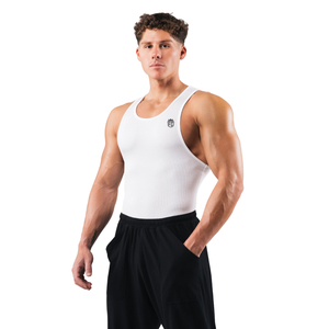 Camiseta sin mangas acanalada para hombre, ajuste muscular, chaleco de entrenamiento para gimnasio, capa base elástica para entrenamiento atlético, ropa deportiva blanca - Product Image 3