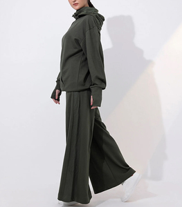 Ensemble personnalisé pour femmes, sweat-shirt à capuche en polaire et pantalon large, logo personnalisé imprimé, coupe ample décontractée, à porter toute l'année - Product Image 5