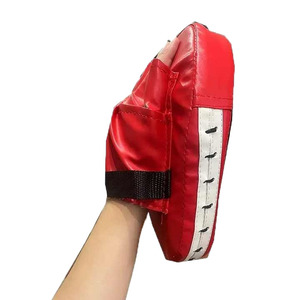 Prix de gros OEM : Cibles de frappe incurvées en cuir PU personnalisées, durables pour l'entraînement de boxe et de MMA, idéales pour les arts martiaux - Product Image 5