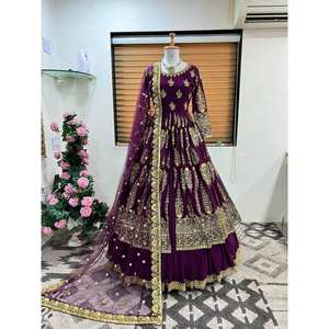 Robes de soirée de créateur Robe de soirée élégante avec bas et Dupatta - Product Image 4