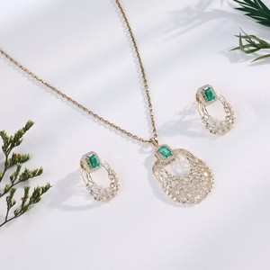Pendientes de Aro Colgantes de Lujo con Diamantes Cultivados en Laboratorio, Color Verde Radiante y Oro Amarillo, Joyería Fina para Novia, Set para Boda o Fiesta - Product Image 2