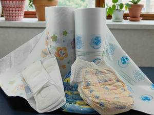 Tissu non tissé laminé PE imperméable et respirant pour couches - Product Image 3