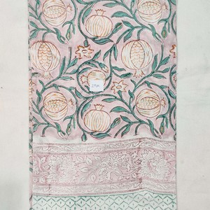 Nouvel Arrivage Sarong Hawaïen Pareo Indonésien à Motif Floral Imprimé, Vêtement de Plage Premium pour Femme - Product Image 1