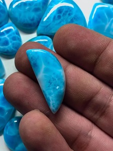 Larimar Natural Dominicano Cabujón, Gemas Sueltas de Formas Mixtas, Piedra Pulida con Juego de Color Azul y Blanco, Certificado CNAS, 13-19 Quilates - Product Image 4