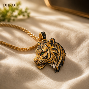 Colgante Cabeza de Tigre Chapado en Oro Amarillo de 14K con Moissanita, Amuleto de Lujo con Incrustaciones de Piedras, Collar de Animal Unisex para Uso Diario - Product Image 5