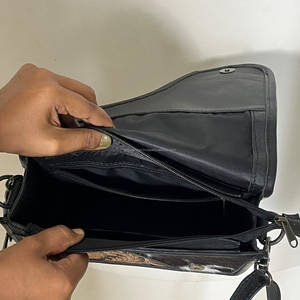Unique Designer 2026 Handcrafted Tooled Cowhide Leather Women Messenger Bags Stylish Floral Pattern Crossbody Shoulder Handbags - Product Image 6