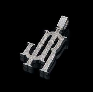 Colgante de Letra Estilo Hiphop de Plata 925 con Moissanita Micro Pavé Corte Baguette, Charm Temático Unisex para Uso Diario - Product Image 2
