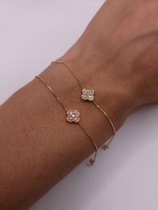 กำไลข้อมือเพชรทรงกลุ่มลายคู่รักชุบทอง 18K น้ำหนัก 0.200 กะรัตสำหรับผู้หญิง |   สร้อยคอหรูหราสำหรับเจ้าสาวที่ได้รับการรับรองจาก IGI - Product Image 1