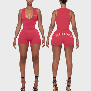 Conjunto de 2 piezas para mujer, top morado liso y shorts ajustados con cuello cuadrado, ropa de club con logo personalizado, conjunto de 2 piezas para mujer - Product Image 3