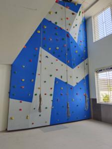 Muro de Escalada Comercial para Exteriores OXO Planet, Equipo de Parque de Aventuras para Niños y Adultos, Panel de Fibra de Vidrio Personalizado de 30m y 500kg - Product Image 6