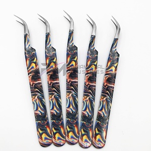 แหนบต่อขนตาสแตนเลสเคลือบกระดาษลายคิตตี้ ขนาด 10 มม. คุณภาพสูง ความแม่นยำสูง ยี่ห้อ RMI รับผลิตแบรนด์ส่วนตัว สำหรับต่อขนตาไฟเบอร์ - Product Image 3