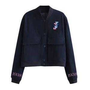 เสื้อแจ็คเก็ตบอมเบอร์ครอปสำหรับผู้หญิง แขนยาว ซิปหน้า เสื้อโค้ทสั้น ปลายแขนจั๊มพ์ น้ำหนักเบา สไตล์ลำลอง สตรีทแวร์ แฟชั่น เสื้อคลุมตัวนอก แบบสั่งทำ - Product Image 1