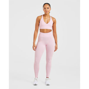 Soutien-gorge de sport confortable froncé avec détail central froncé, bretelles fines et maintien élevé – Nouveauté pour femmes, vente en gros - Product Image 5