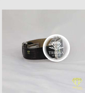 Reloj de Diamantes Moissanite de Alta Gama con Diseño de Caja Cuadrada, Acabado en Oro Blanco de Lujo y Correa Negra - Product Image 3