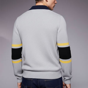 Polo en coton tricoté à manches longues pour hommes, col rond, coupe ample, personnalisable avec logo, style décontracté, vente en gros OEM - Product Image 3