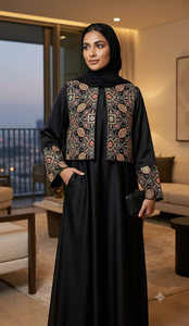 Base en georgette noire tricotée et brodée avec motif mandala circulaire à sequins pour veste ethnique, lehenga et abaya pour femme - Product Image 3