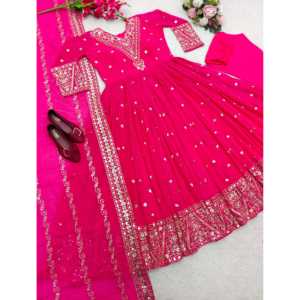 Lehenga Choli de Poliéster de Diseño con Pallu y Dupatta, Vestido Adornado con Lentejuelas para Bodas - Product Image 5