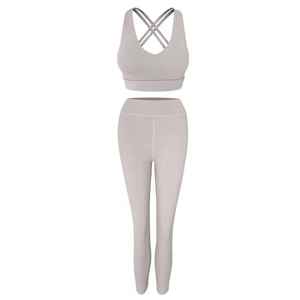 Ensemble de yoga sportif pour femmes avec logo sur la taille, tenue de sport pour l'entraînement et le yoga, vêtements de fitness féminins - Product Image 2