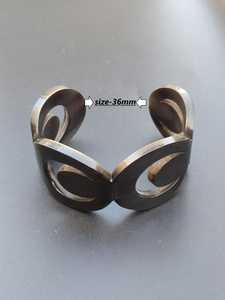Brazalete de Cuerno Natural, Hecho a Mano, con Diseño de Cuerno de Vaca Pulido, Moderno, con Patrón Animal, Joyería Cristiana para Mujer - Product Image 2
